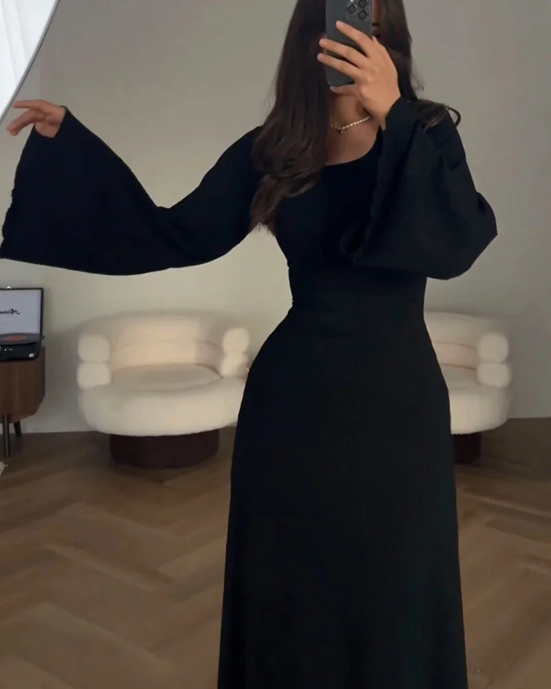 Isabella – Elegantes Strickkleid mit Bindegürtel für Damen