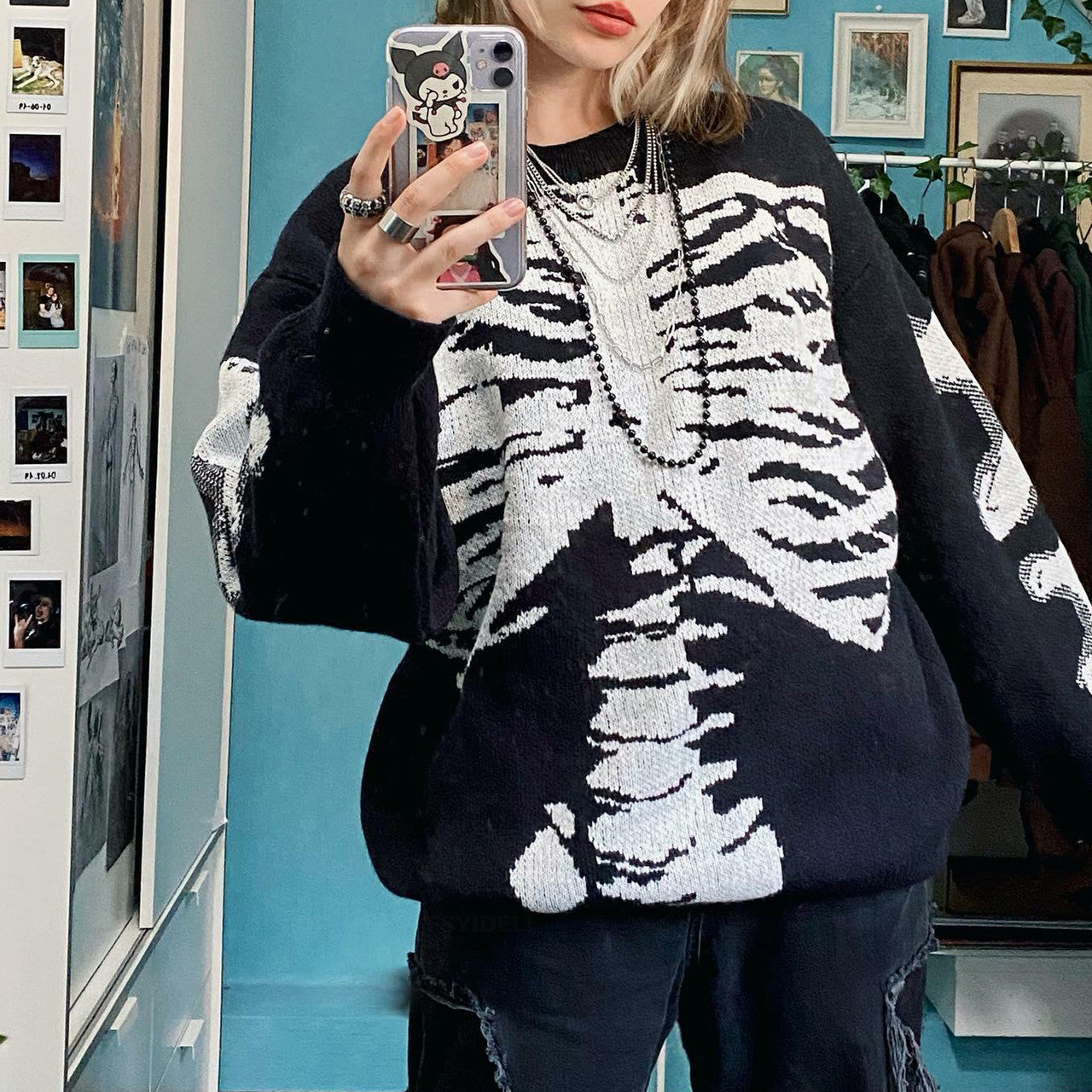 Alberta – Y2K Pullover mit Totenkopf-Print für Damen