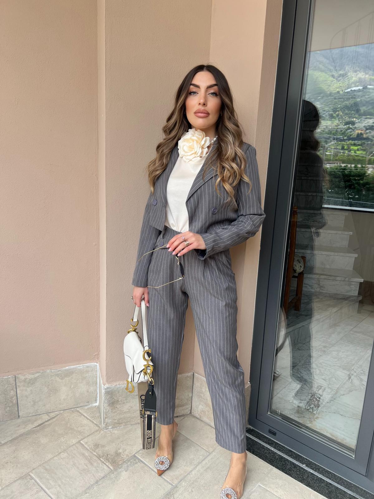 Marimar – Set aus übergroßem Damenblazer und Shorts