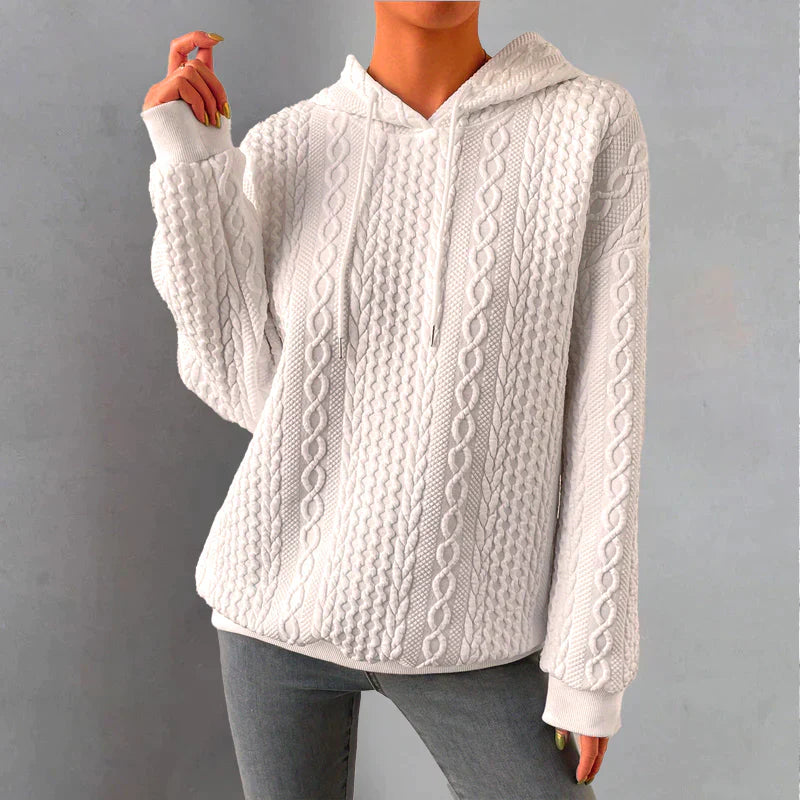 Lucia – Kabelstrick-Hoodie für Damen mit urbanem Charme