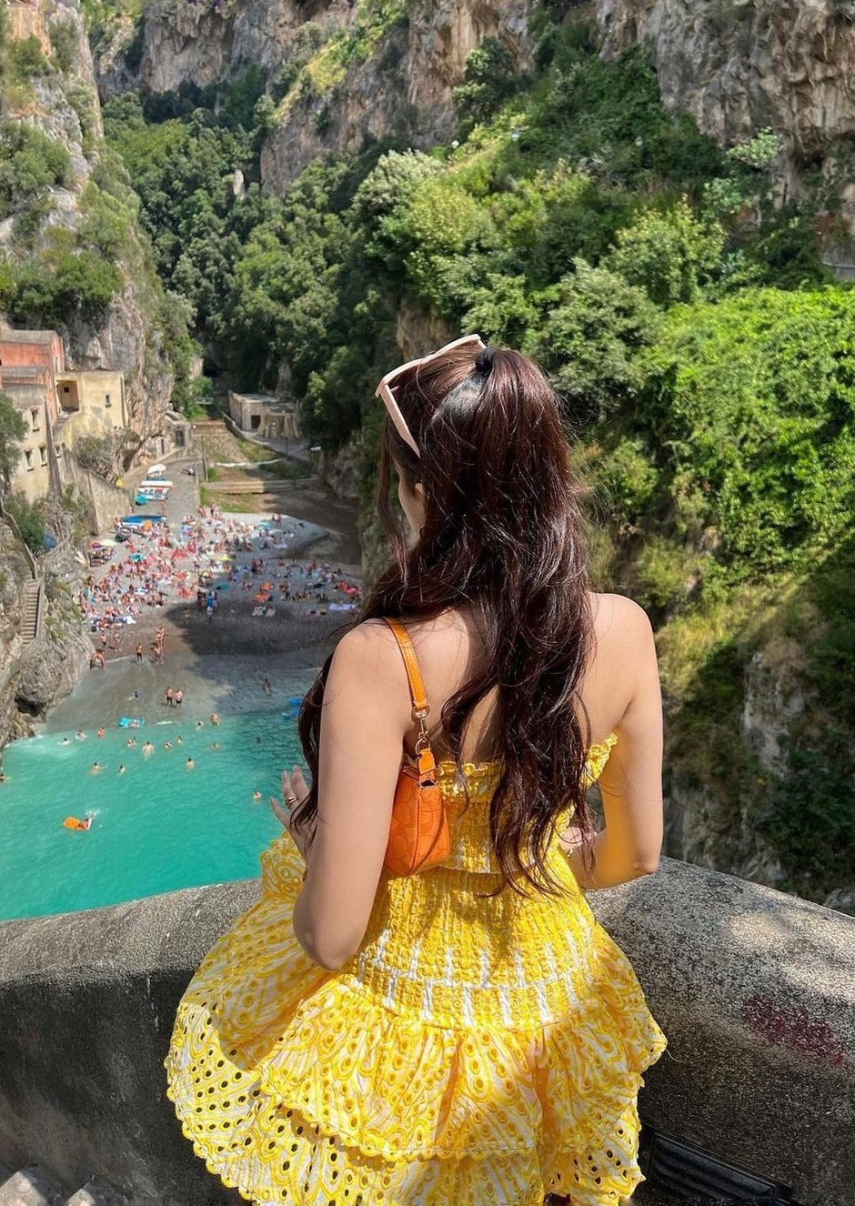 Lia – Elegantes Trägerloses Damenkleid