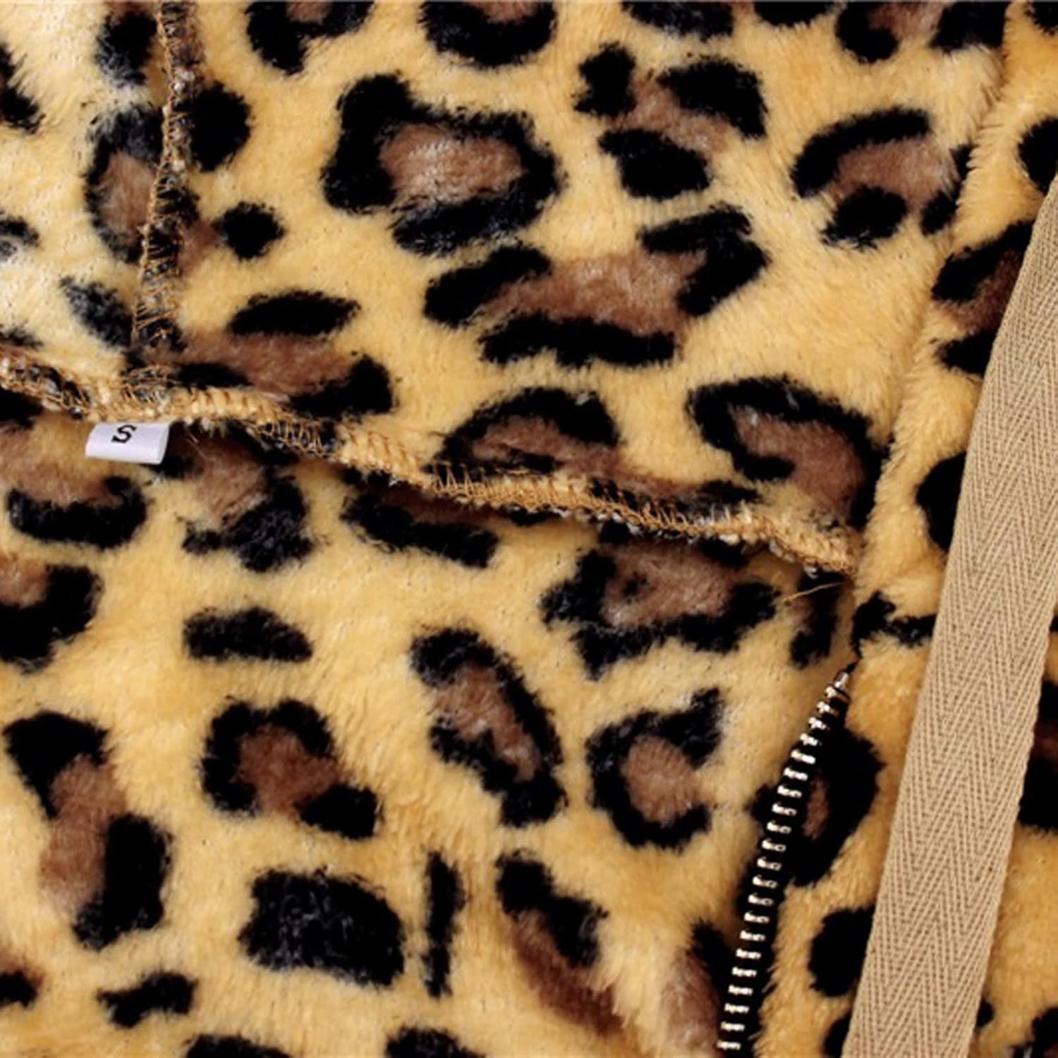 Seraphina – Oversize Damen-Hoodie mit Leopardenmuster aus Kunstfell