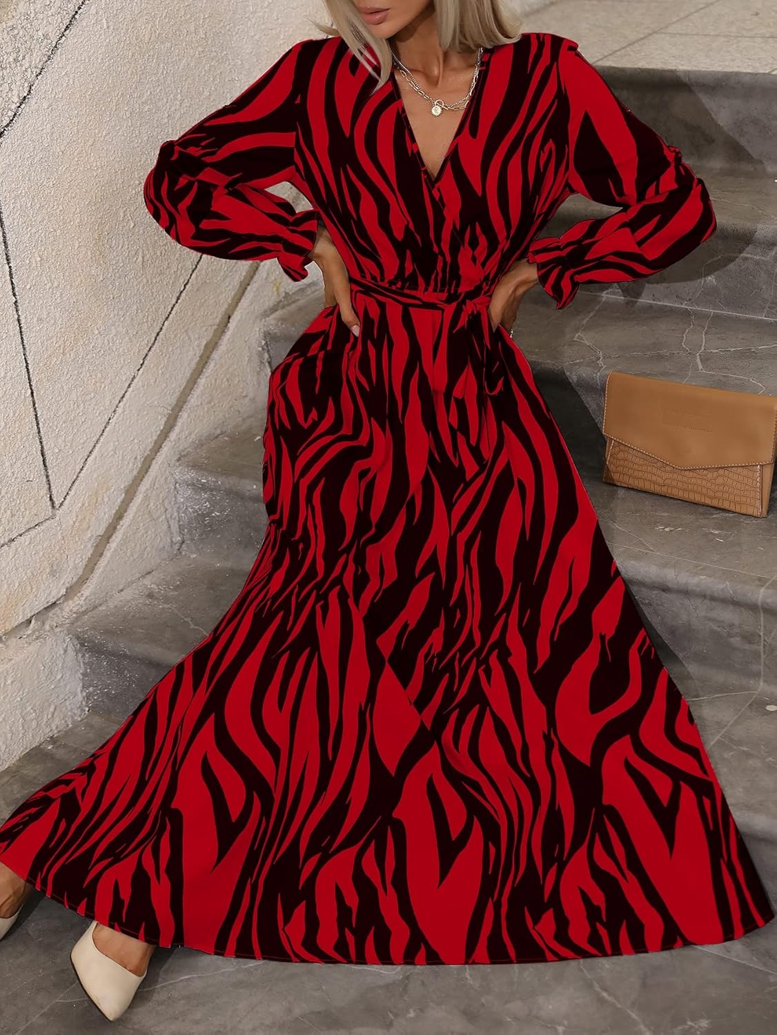 Sophie – Unity Zebra-gestreiftes Damenkleid