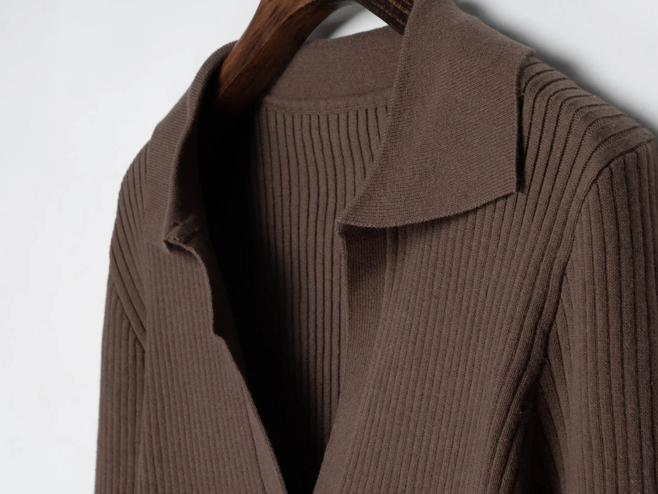 Charlotte – Elegante Damen-Strickjacke