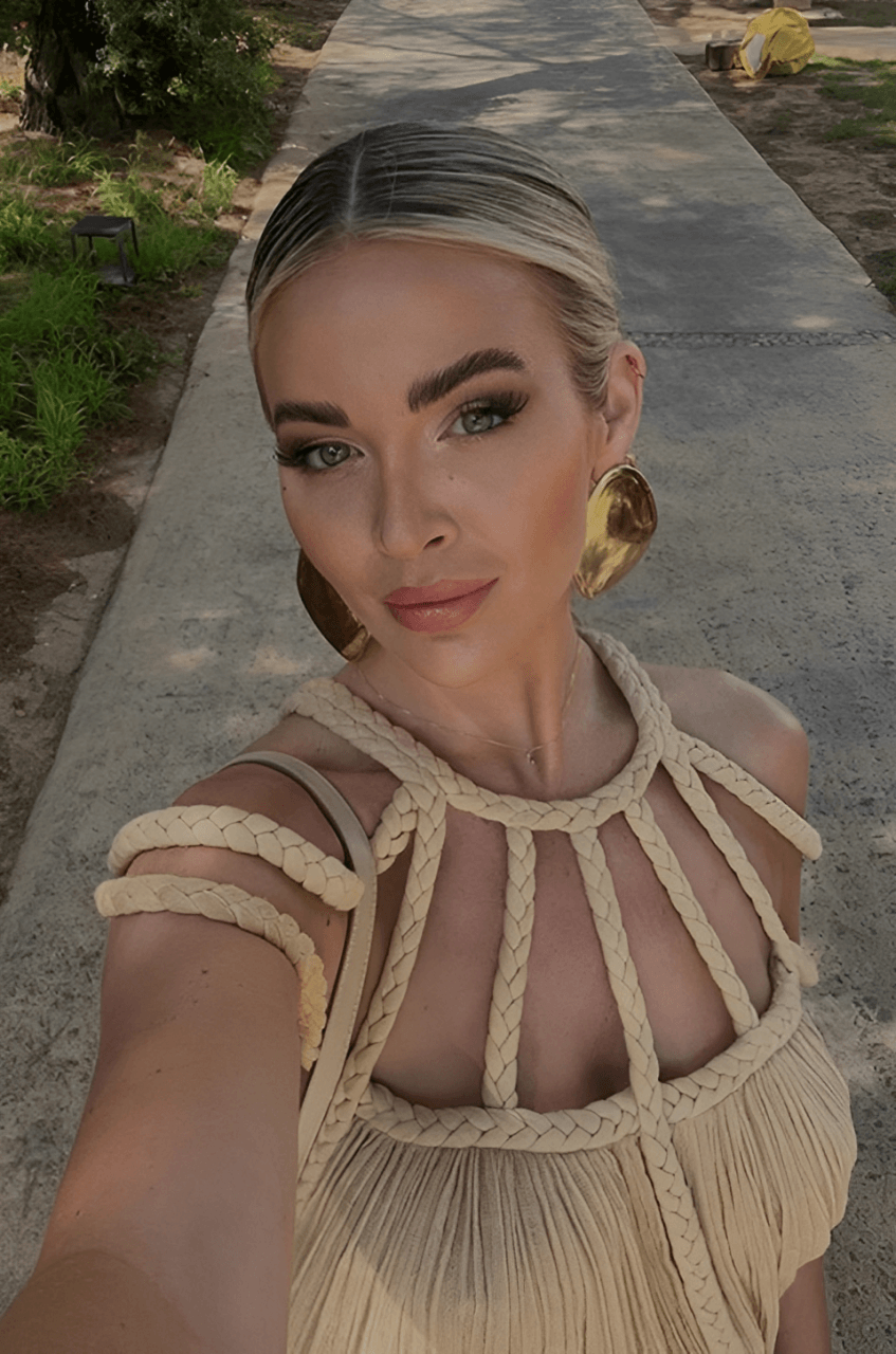 Elena – Elegantes Damenkleid für stilvolle Gemütlichkeit