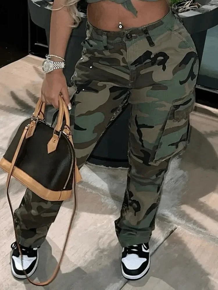 Isabella – Stretch-Fit Damen Chic Camo Cargohose