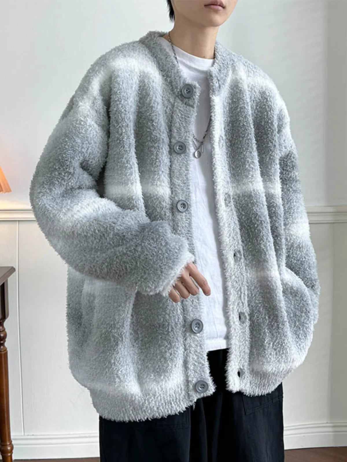 Luca – Gradient-Streifen Herren Rundhals-Cardigan