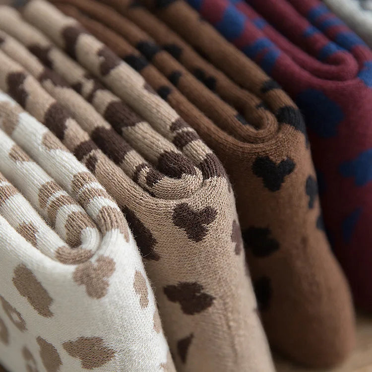 Elena – Spotted Leopard Print Damen Baumwoll-Socken