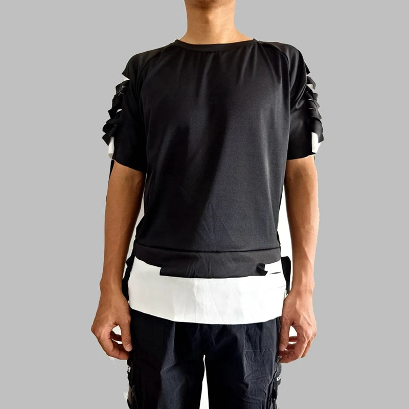 Marco – Black Y2K Herren Techwear T-Shirt mit Loch-Design