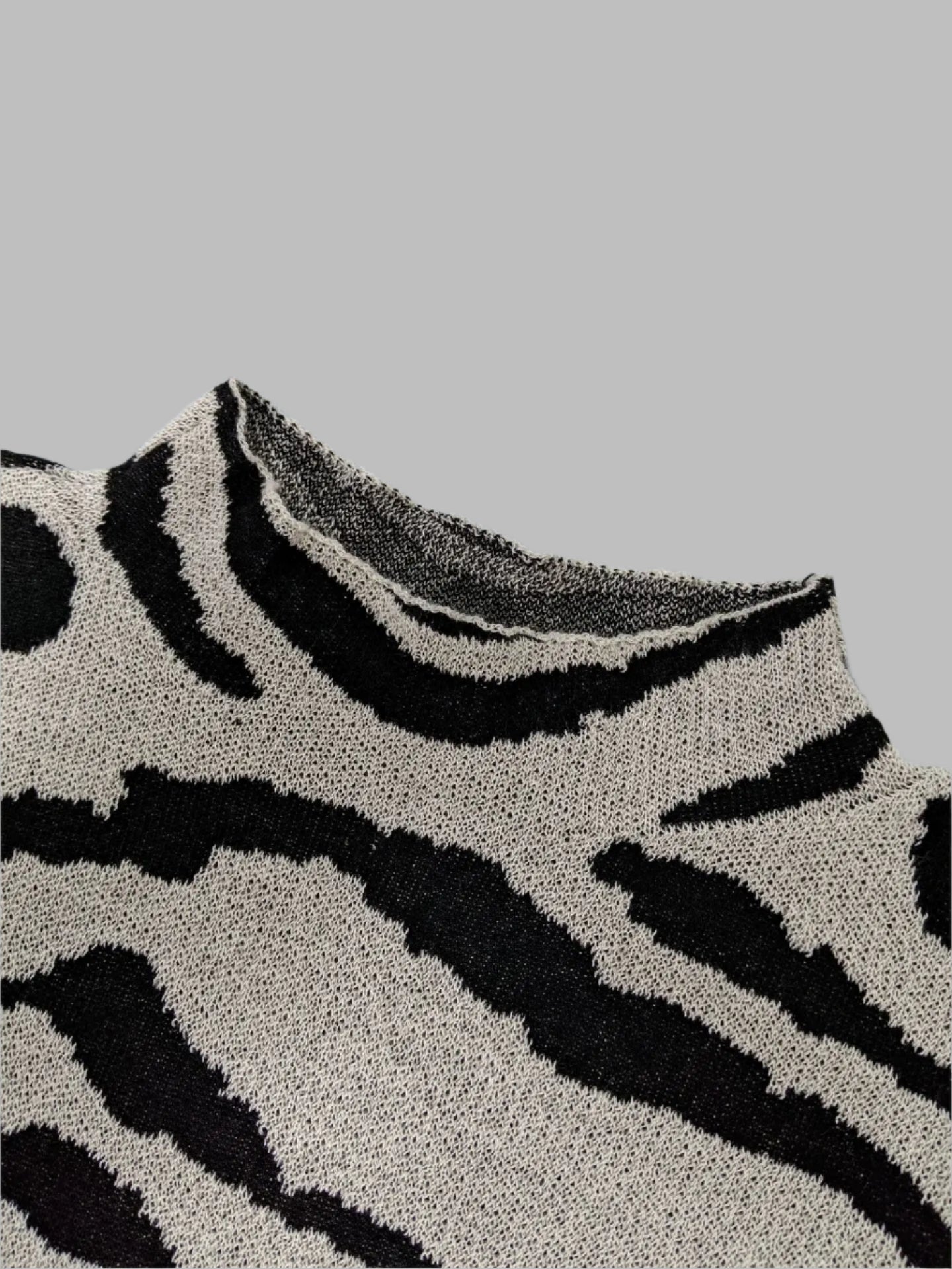 Camila – Stylischer Zebra-Print Damen Strickpullover
