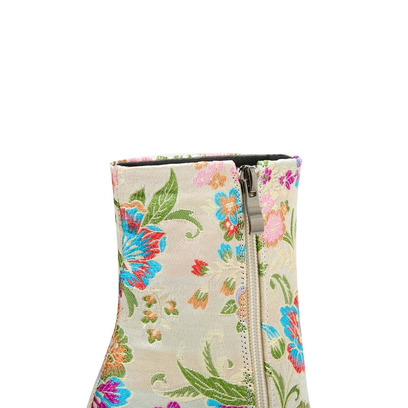 Amélie – Bestickte Damen-Stiefeletten mit Absatz