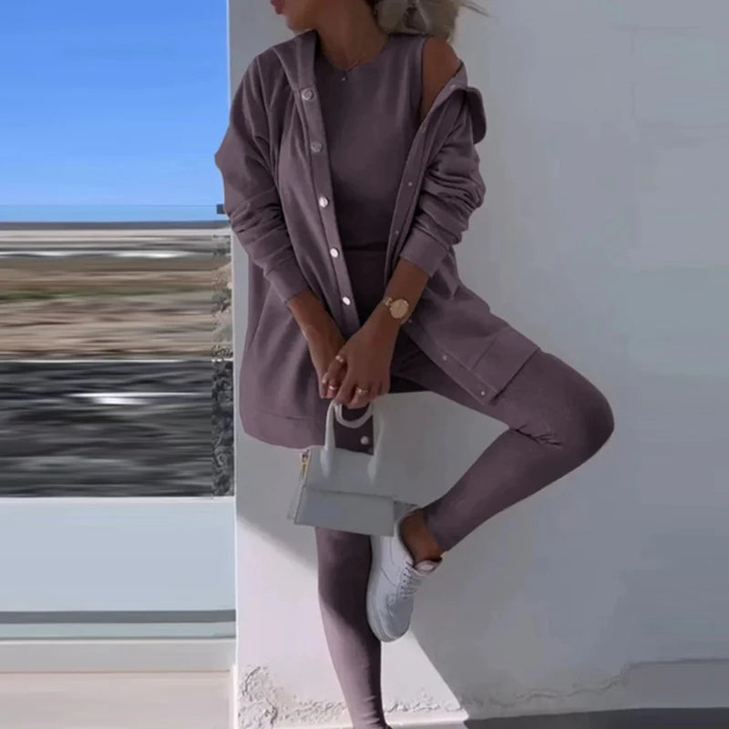 Lara – Elegantes 3-Teiler-Sportoutfit für Damen