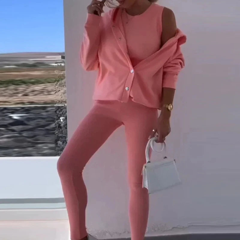 Lara – Elegantes 3-Teiler-Sportoutfit für Damen