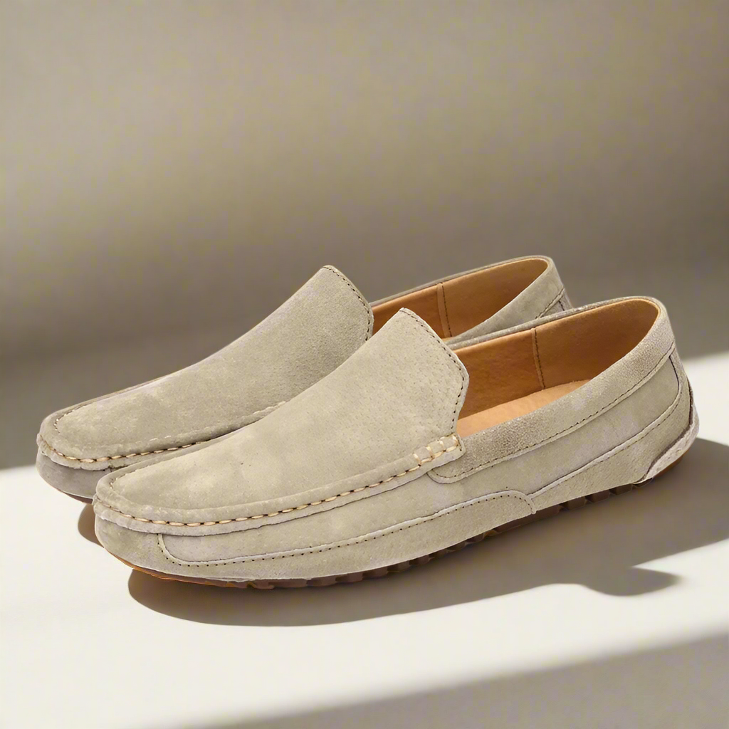 Henry – Handgefertigte Herren-Slipper aus Wildleder