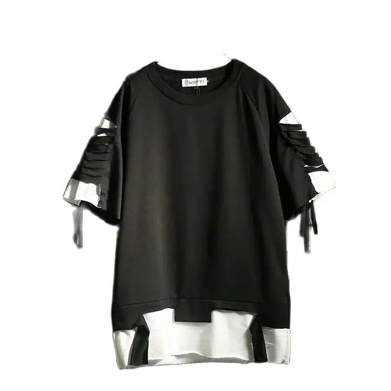 Marco – Black Y2K Herren Techwear T-Shirt mit Loch-Design