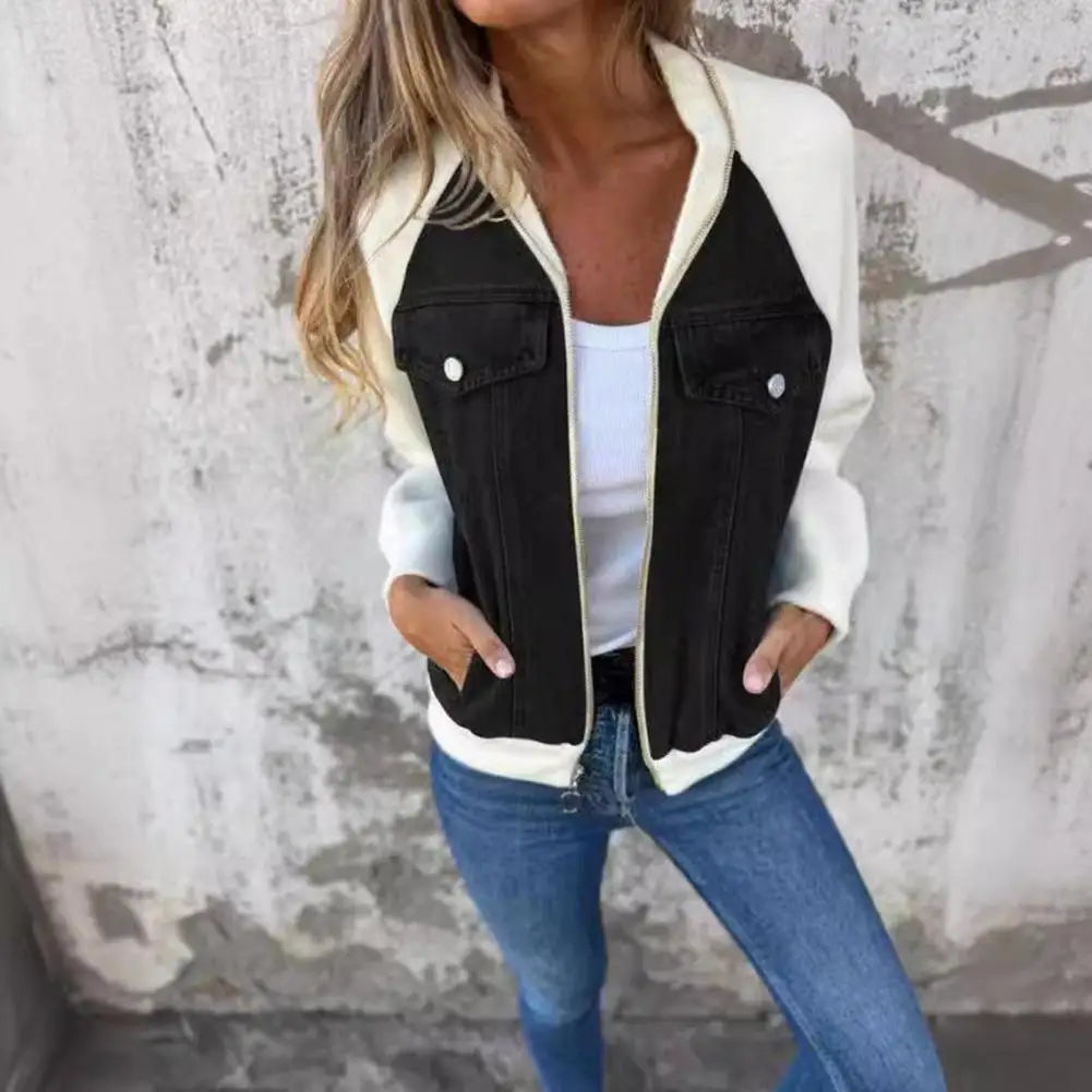 Isabella – Damen-Jacke mit Kapuze und Colorblock-Design