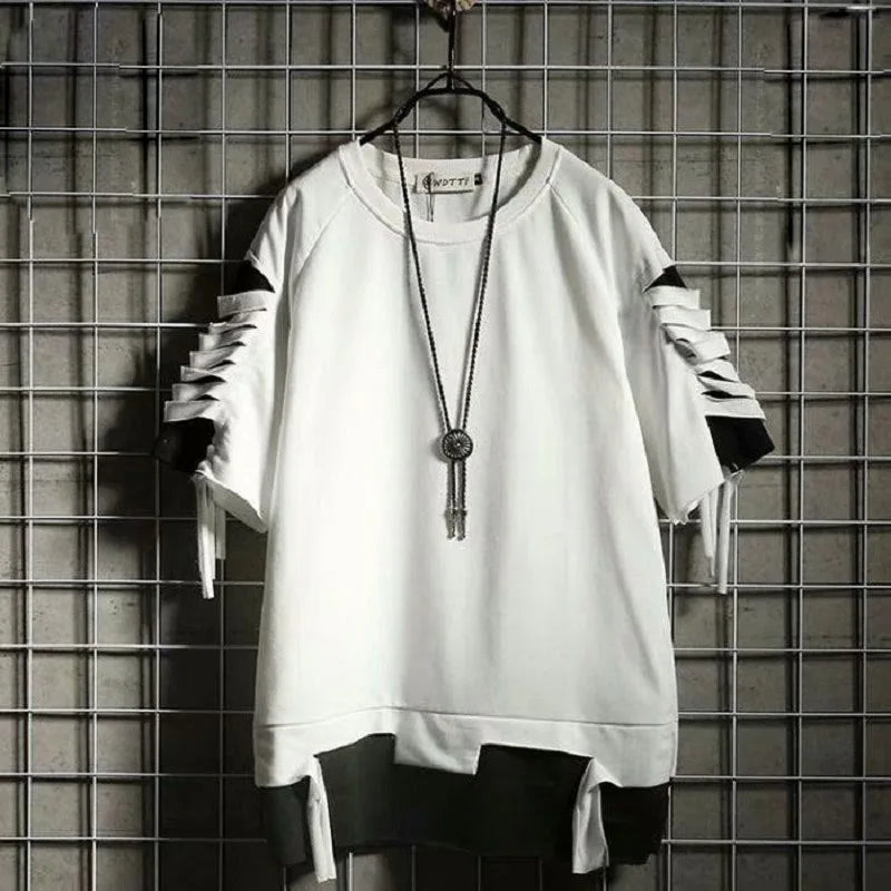 Marco – Black Y2K Herren Techwear T-Shirt mit Loch-Design