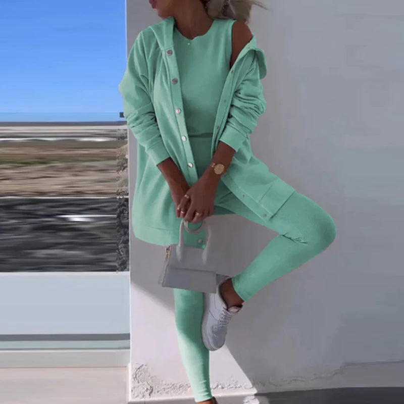 Lara – Elegantes 3-Teiler-Sportoutfit für Damen