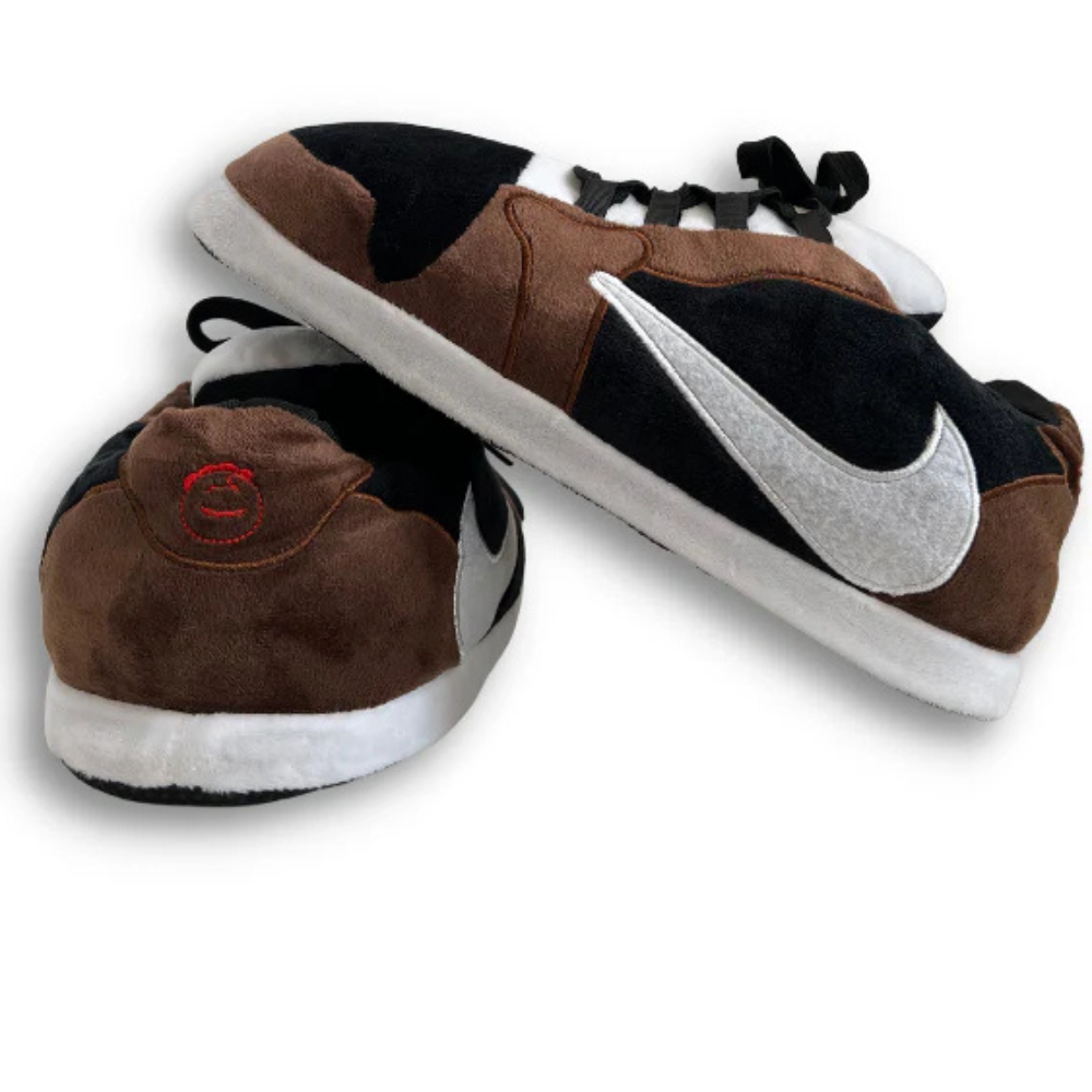 Ali – Unisex Überdimensionale Jordan Hausschuhe