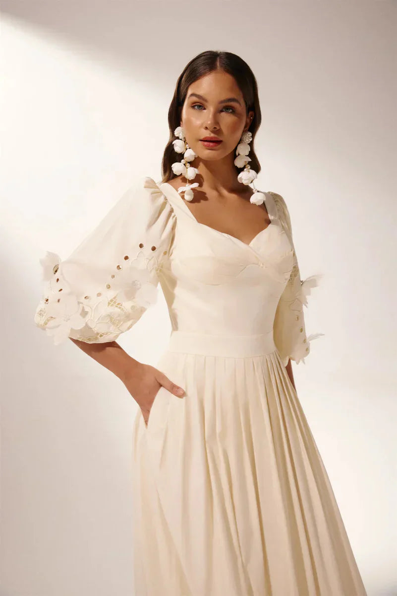 Aurora – Elegantes Maxikleid mit Ballonärmeln und Ausschnitten für Damen