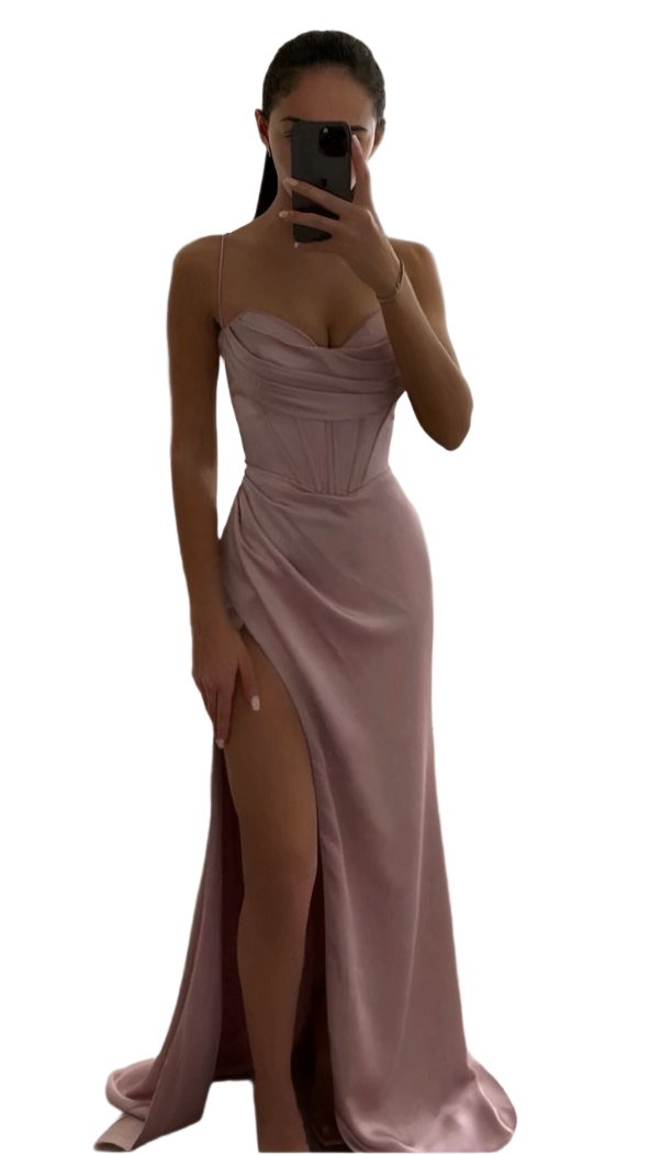 Giulia – Elegantes Kleid mit Herz-Ausschnitt und Seitenschlitz