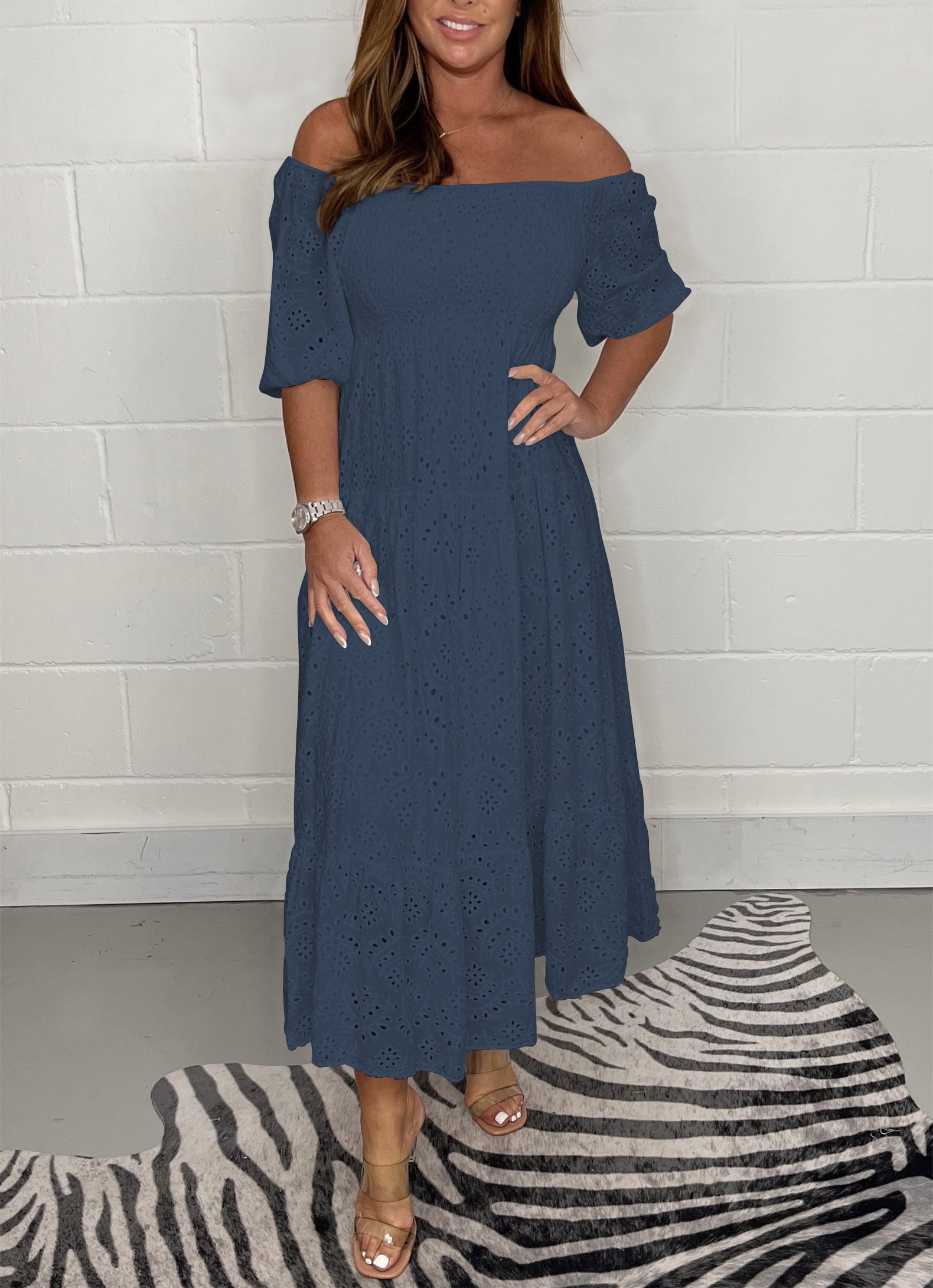 Lena – Lässiges Besticktes Kleid für Damen