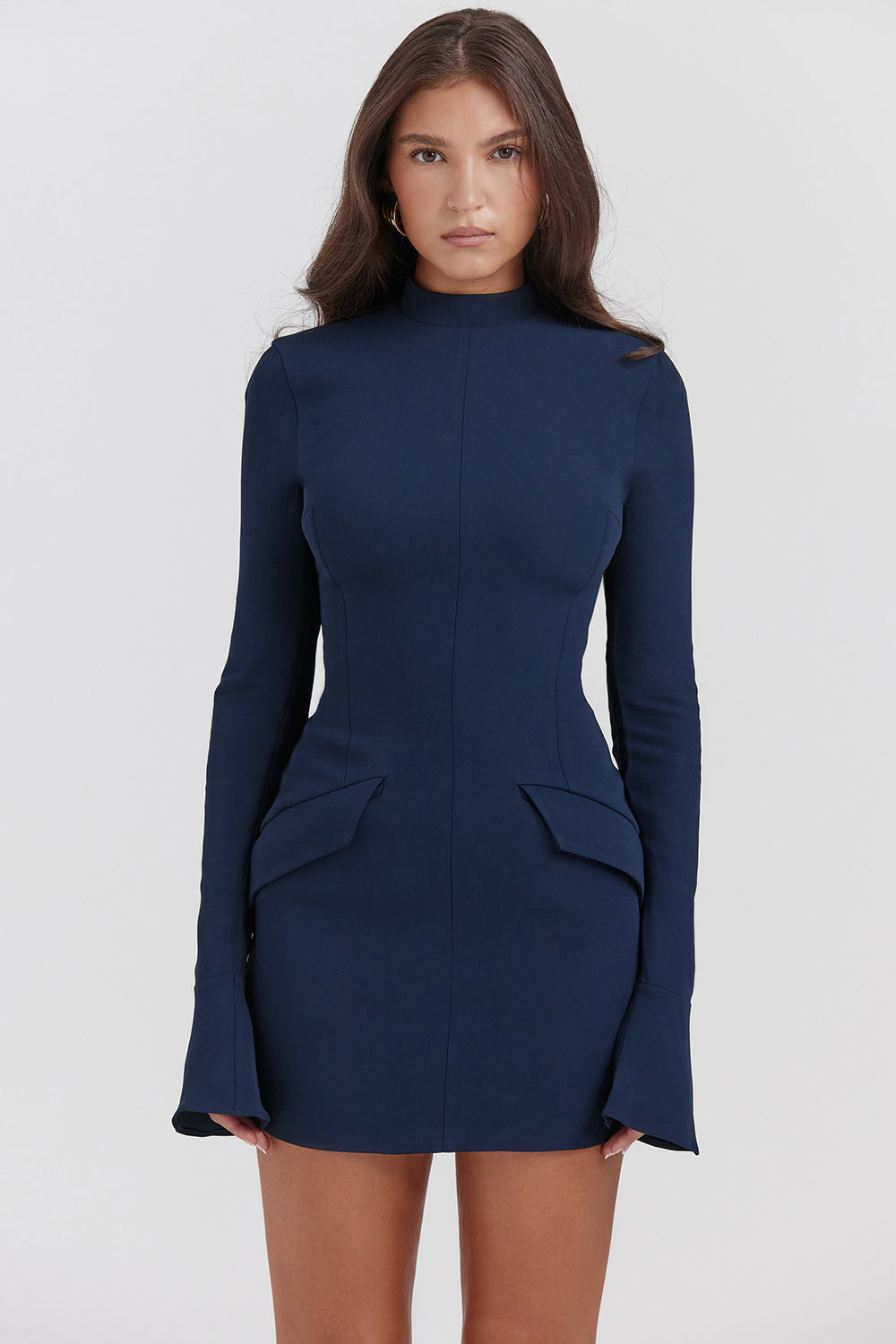 Elena – Langärmeliges Cargo Mini-Kleid für Damen
