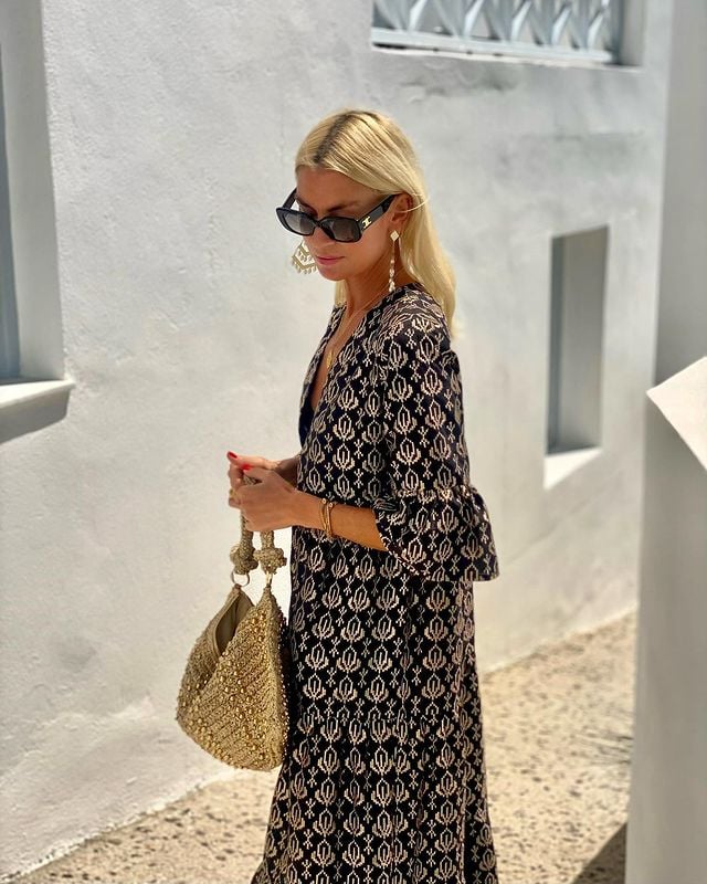 Sofia – Vielseitiges Midikleid mit V-Ausschnitt für Damen