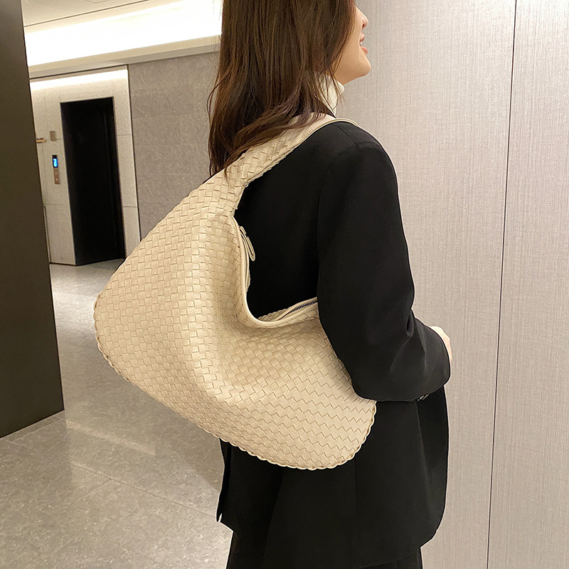 Elena – Woven Lederhandtasche für Damen