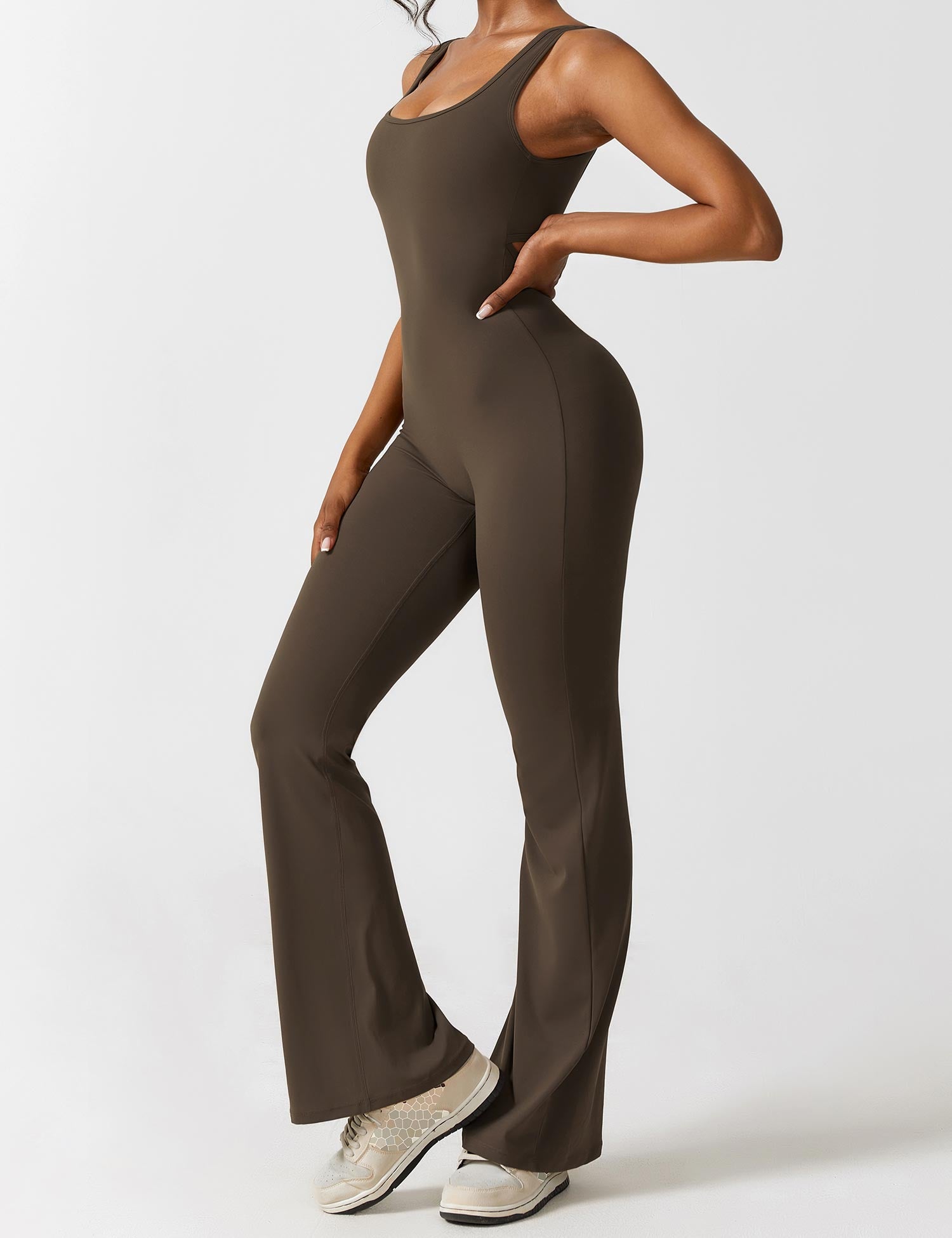 Sofia – Mühelos Eleganter Flare Jumpsuit