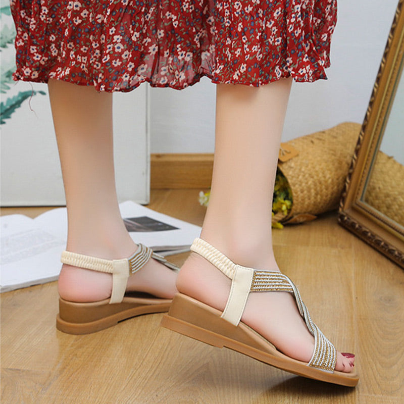 Gabriella – Glamouröse Riemchensandalen mit Strass für Damen