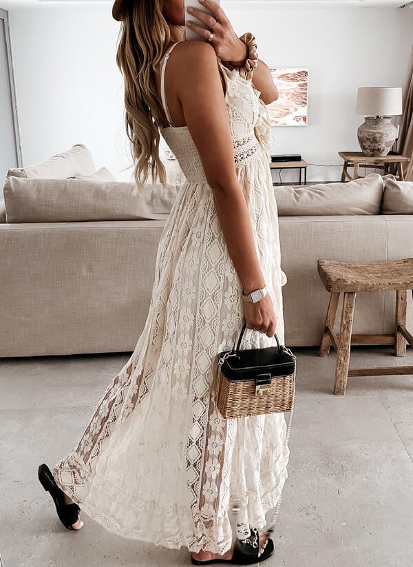 Chiara – Elegantes Kleid mit Schnürung und V-Ausschnitt für Frauen