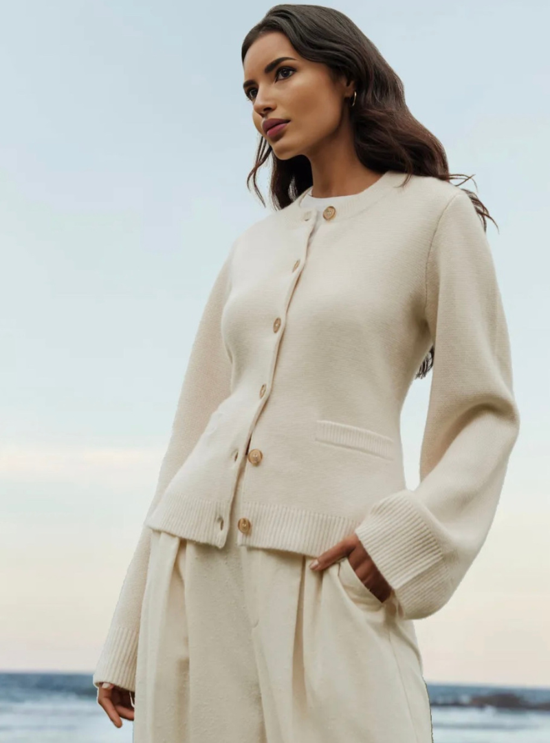 Giulia – Weiche Kaschmir-Strickjacke mit Knöpfen für Damen