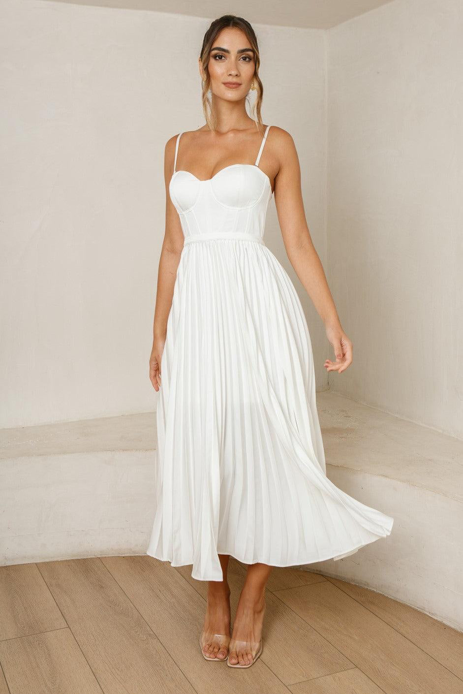 Chiara – Elegantes Plisseekleid für Damen