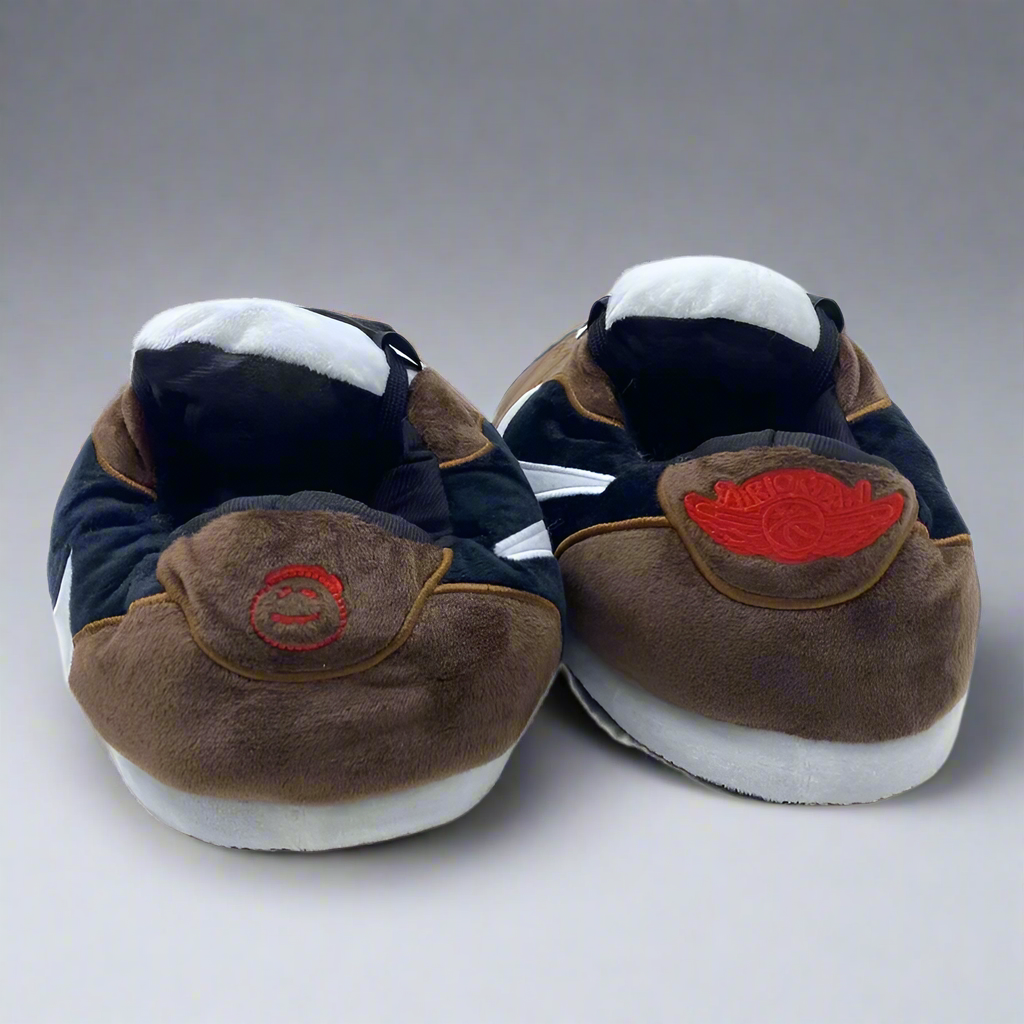 Ali – Unisex Überdimensionale Jordan Hausschuhe