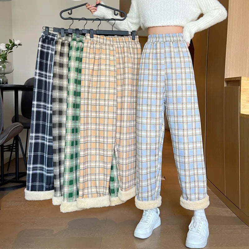 Francesca – Gemütliche Damenhose im Karo-Look