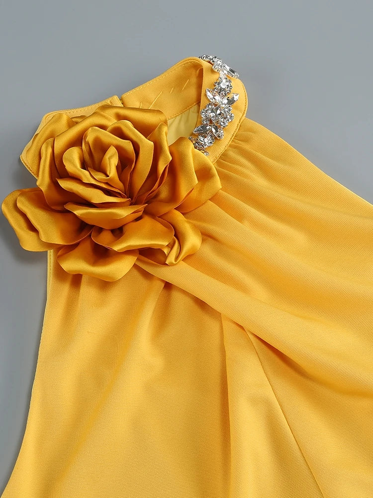 Elena – Glamouröses Damenabendkleid mit 3D-Blumen