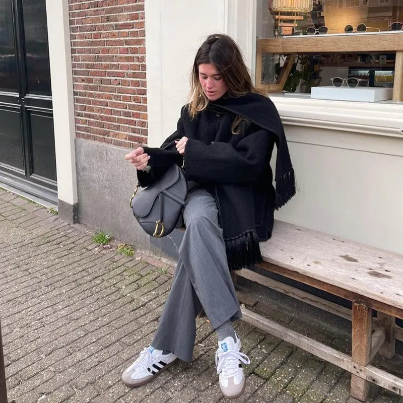 Bianca –  Eleganter Schalmantel Für Frauen