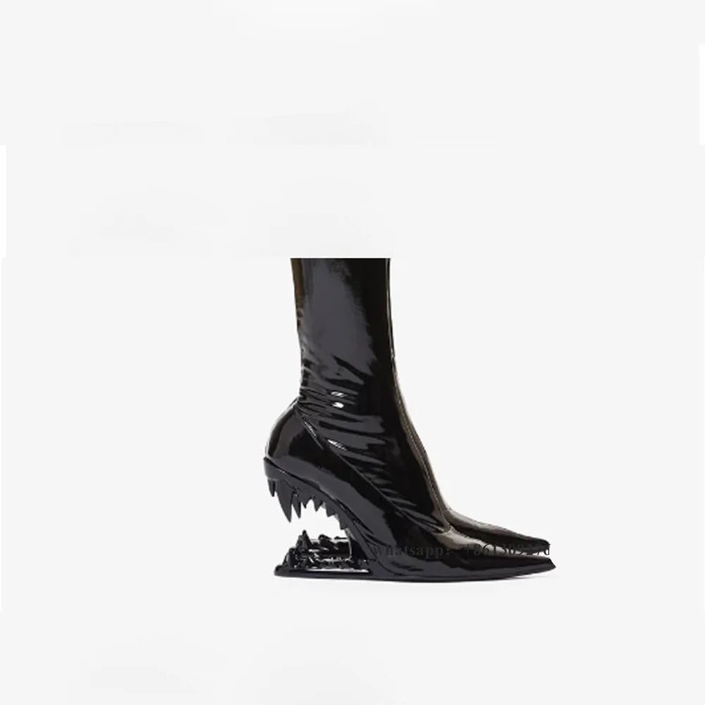 Isabella – Stiefeletten mit spitzer Zehenpartie und auffälligem Zähnchen-Detail für Damen