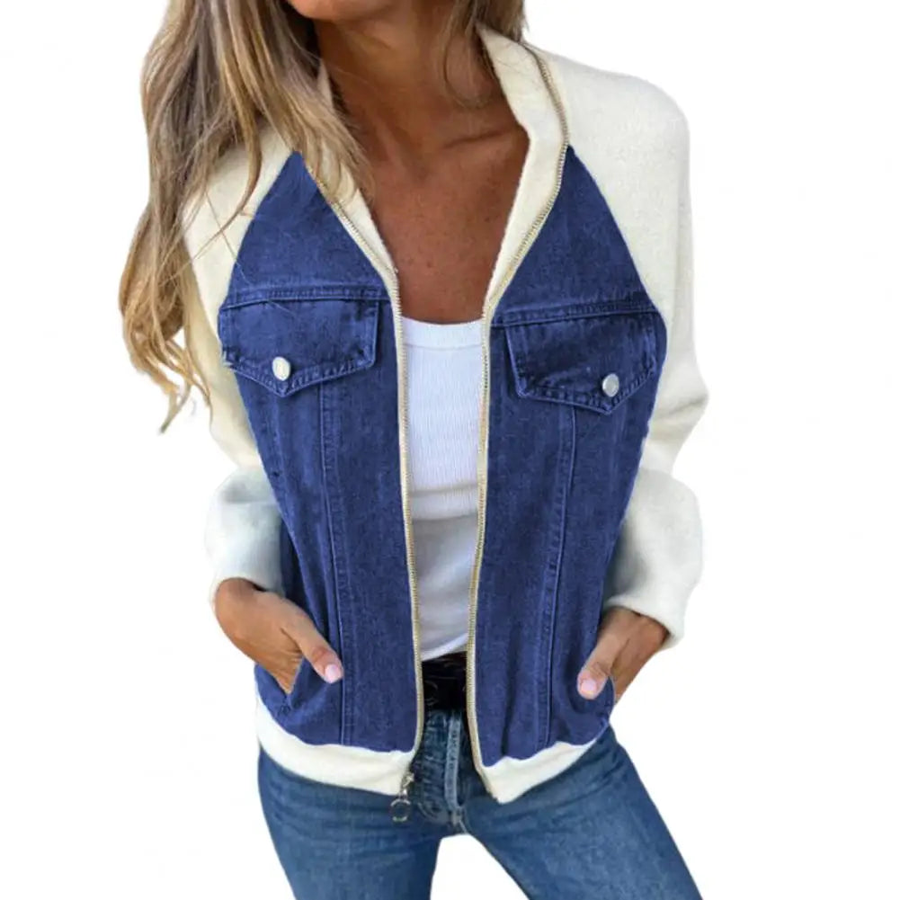 Isabella – Damen-Jacke mit Kapuze und Colorblock-Design