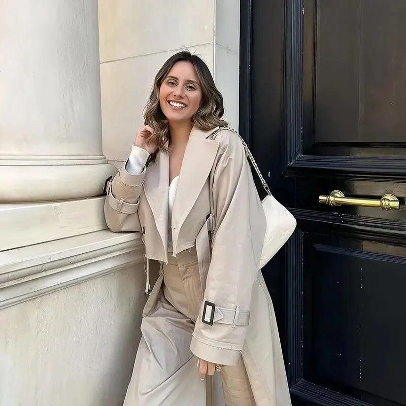 Clara – Taillierter Winter-Pea Coat für Damen