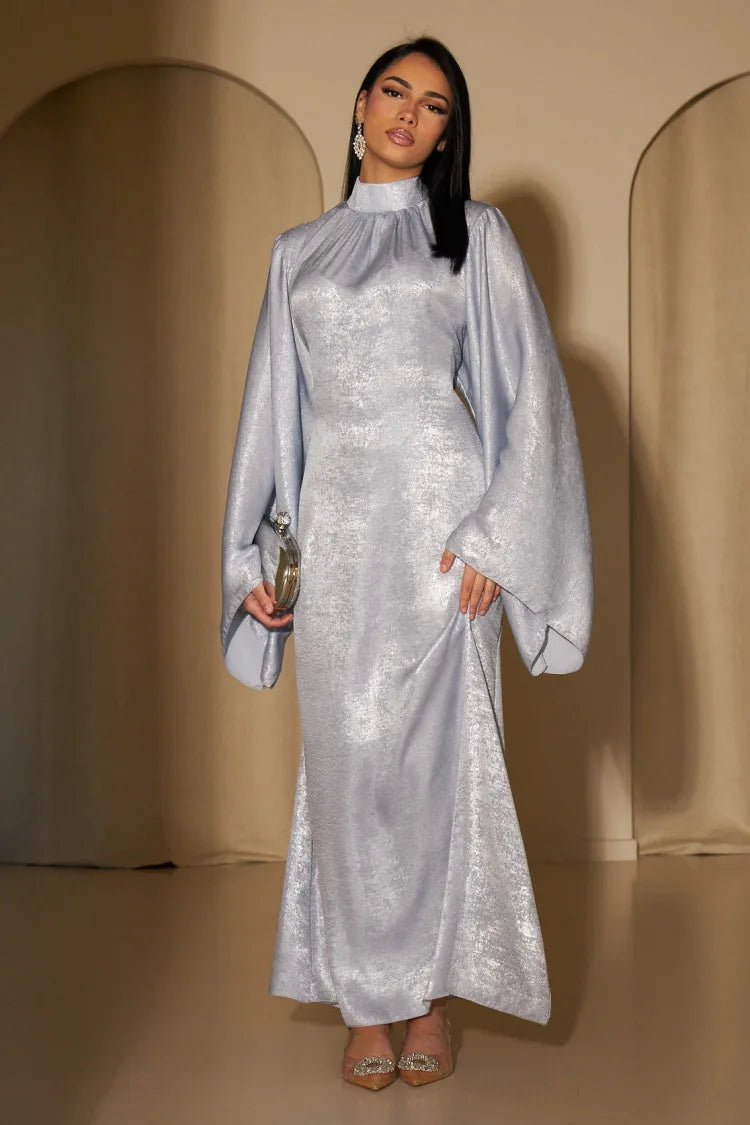Layla – Elegante Satin-Abaya mit Pagodärmeln für Damen