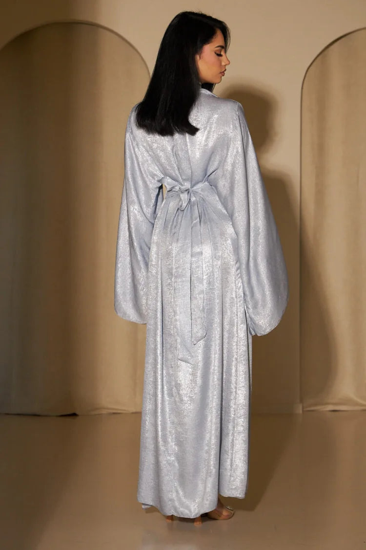 Layla – Elegante Satin-Abaya mit Pagodärmeln für Damen