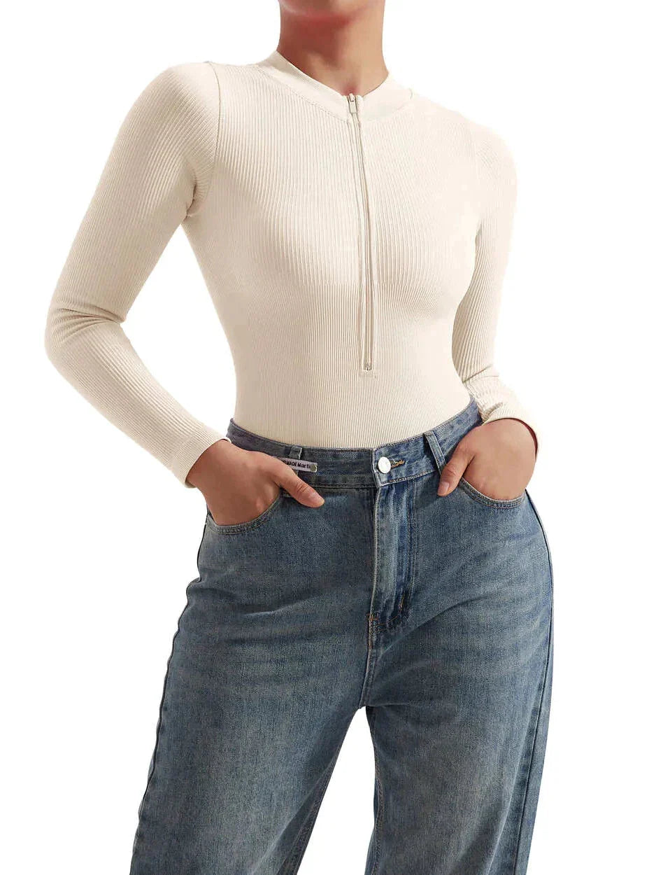 Camilla – Luxuriöser Nahtloser Gerippter Bodysuit für Frauen