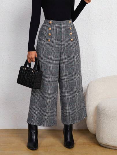 Sofia – Karierte Damenhose mit Knopfdetails