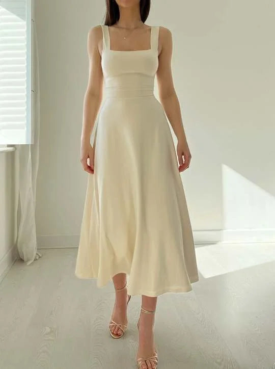 Isabella – Elegantes Damenkleid mit breiten Trägern