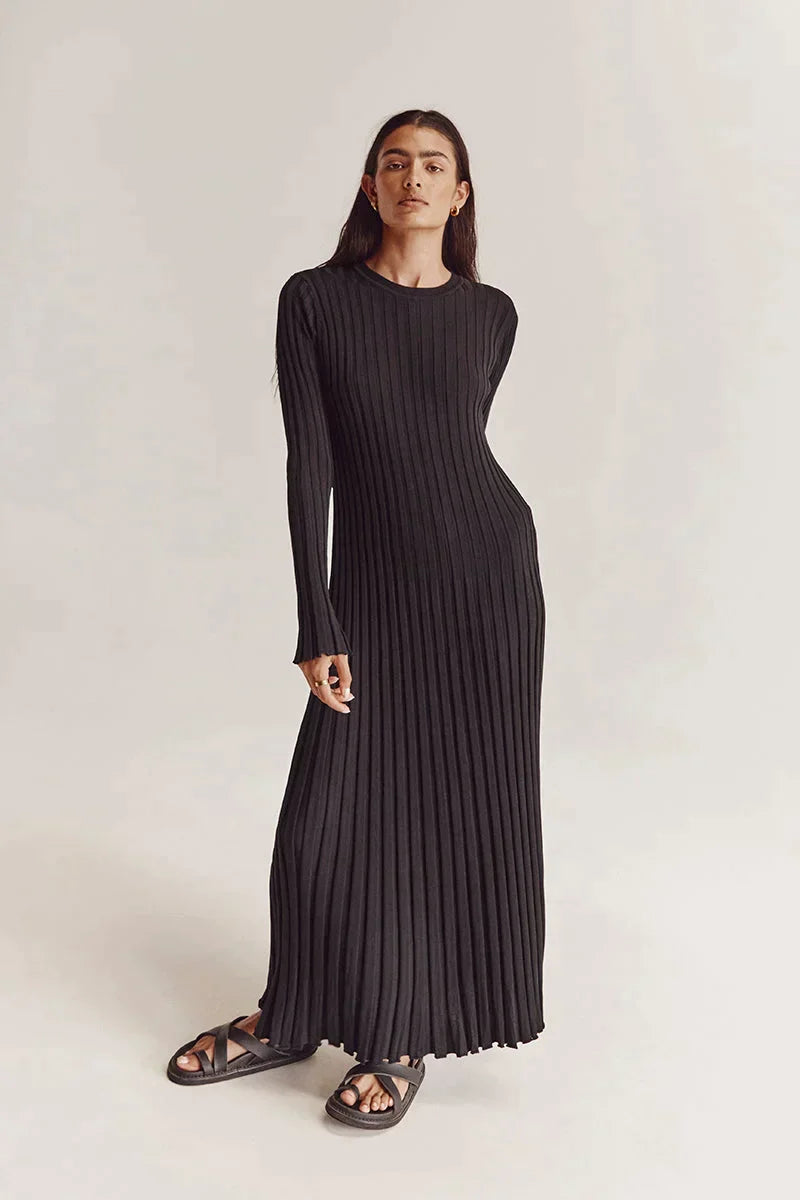 Luna – Elegantes Strickkleid mit Rundhalsausschnitt für Damen