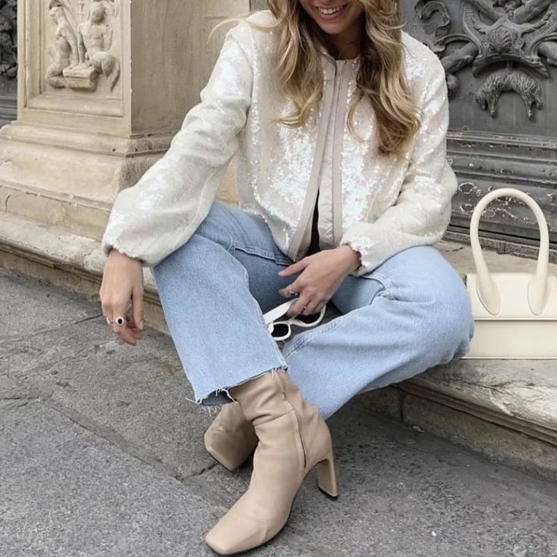 Léonie – Elegante Bomberjacke mit Glamour