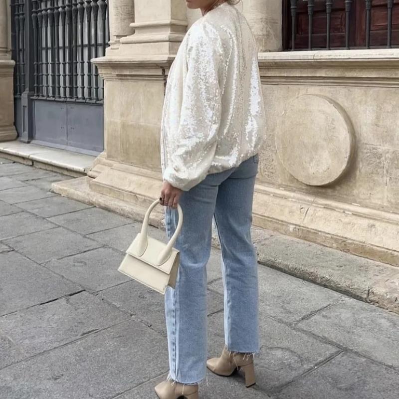 Léonie – Elegante Bomberjacke mit Glamour