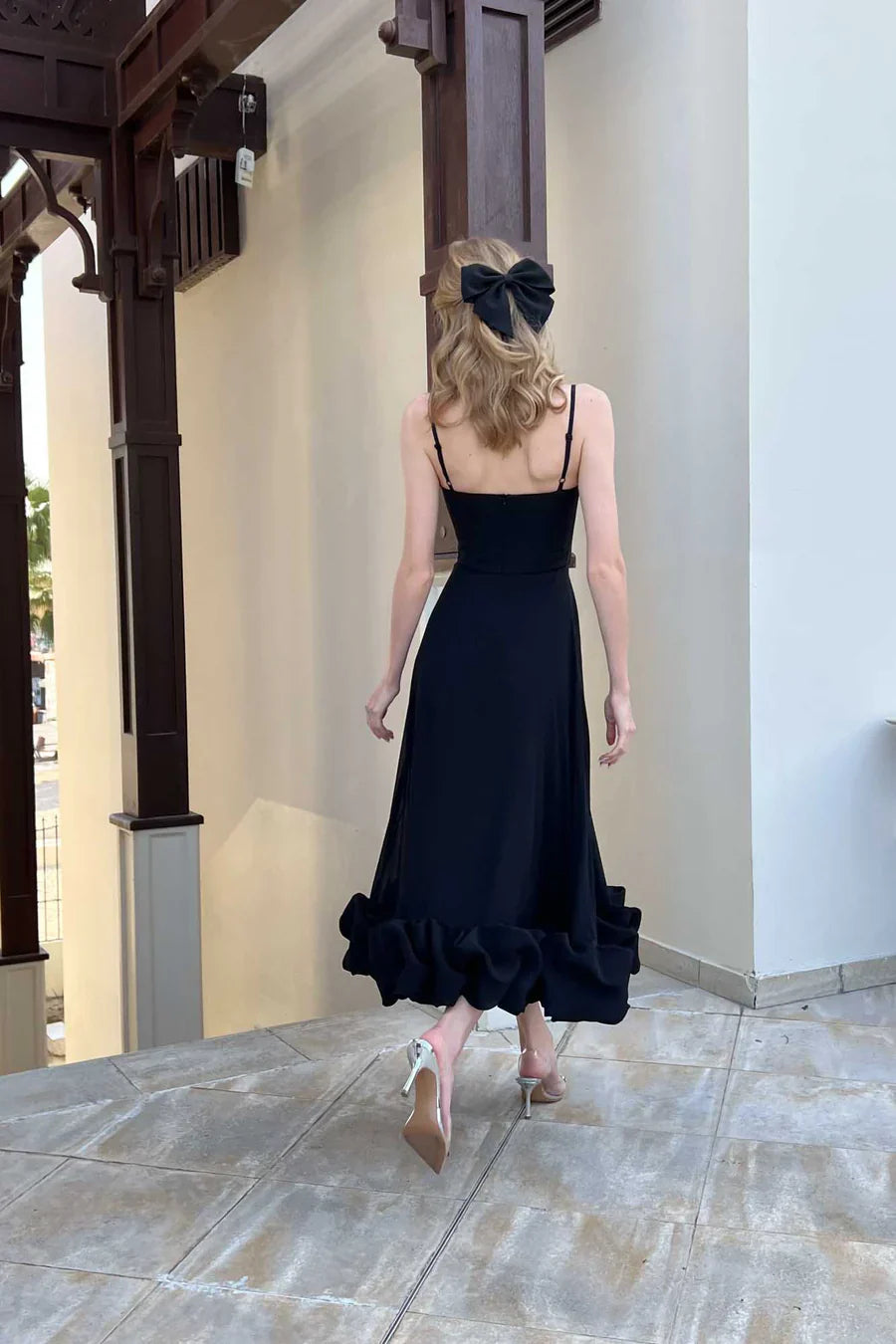 Clara – Rückenfreies Spaghetti-Träger Maxikleid für Frauen